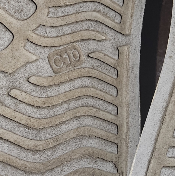 Native Shoes - Picture 6 of 7